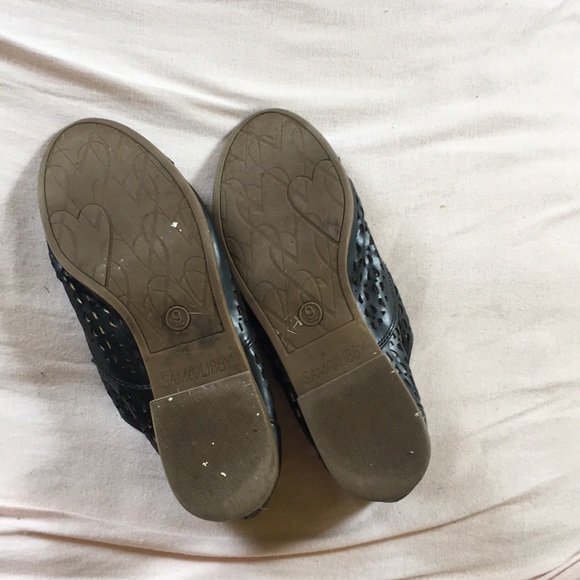 Sam & Libby faux leather shoes - Picture 2 of 3